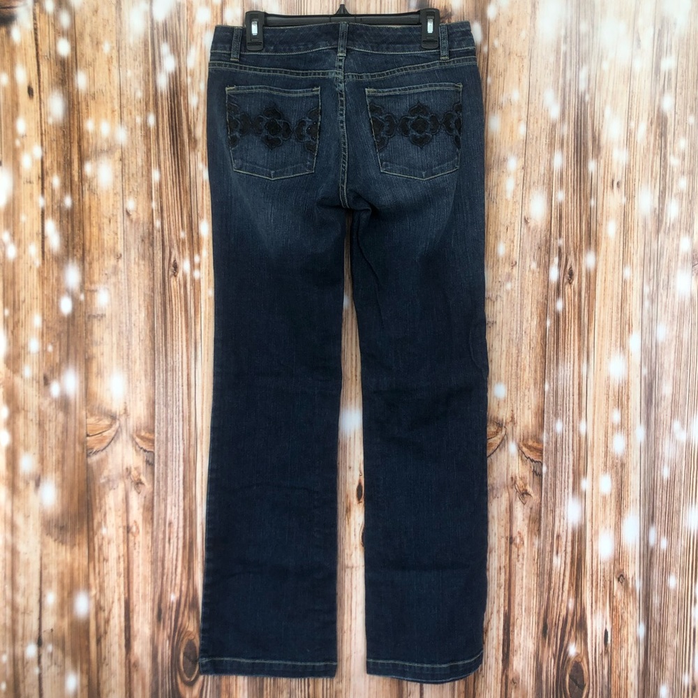White House Black Market Blanc Dark Wash Embroidered Jeans - Picture 11 of 11